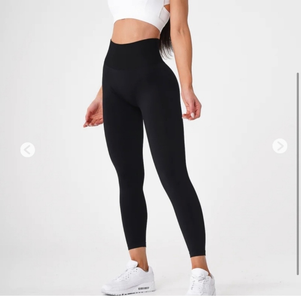 NVGTN black seamless leggings